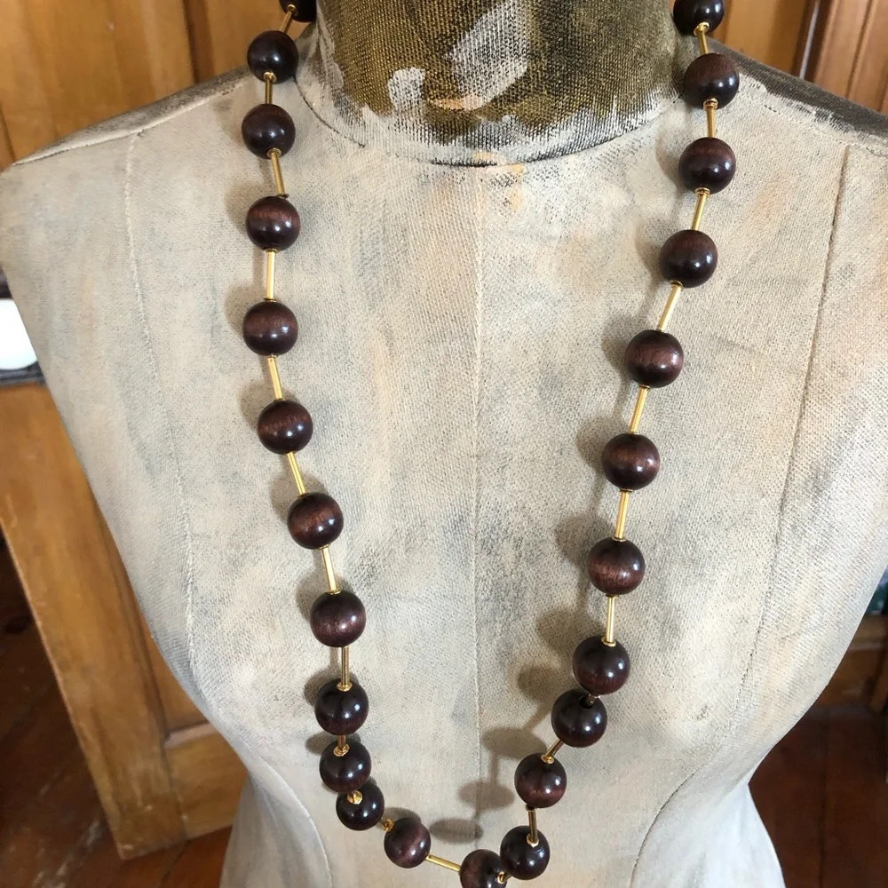 Vtg Vendome Necklace with Wooden Beads
